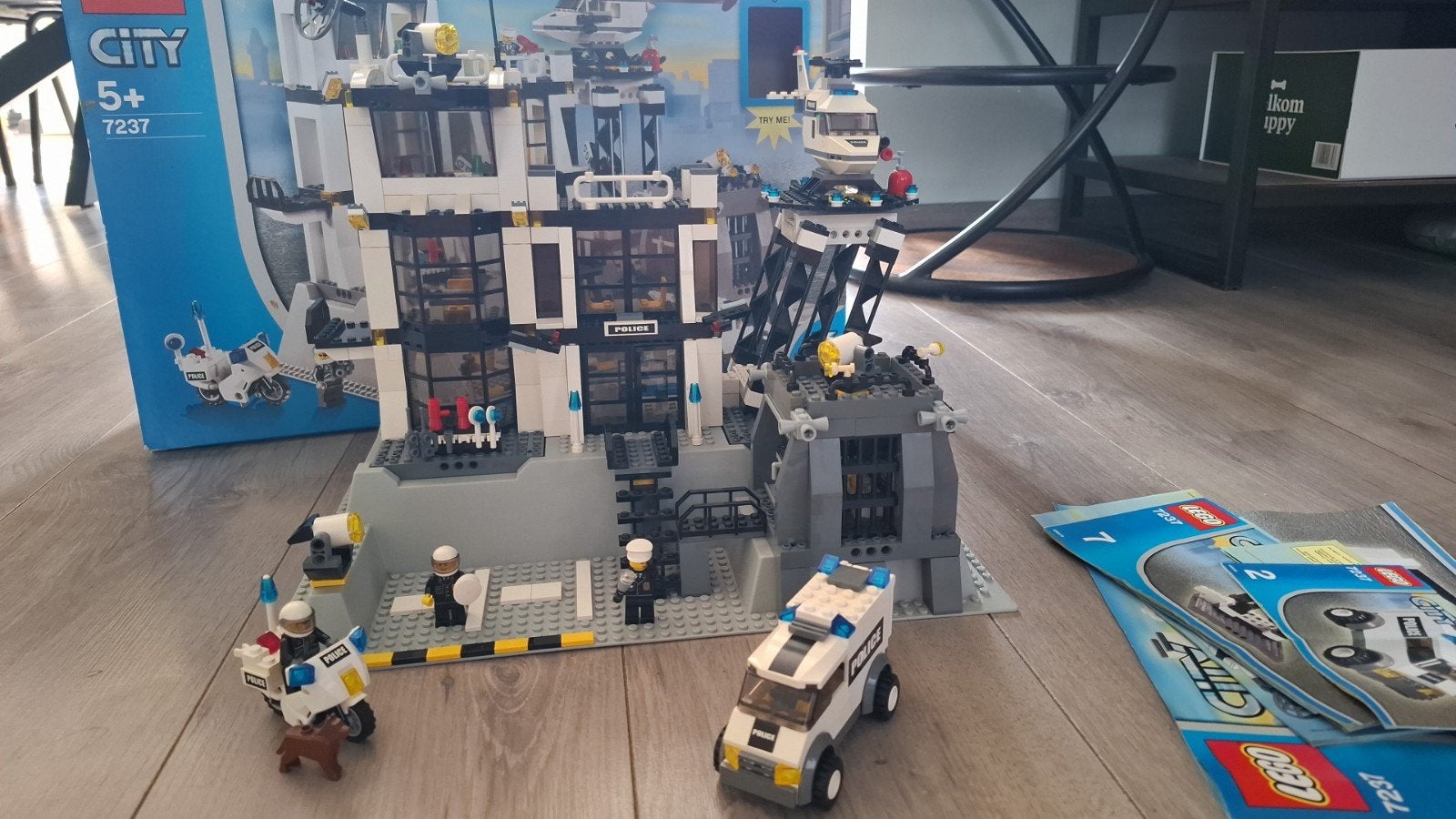 Lego City Politiebureau 7237 - compleet, Kinderen en Baby's, Speelgoed | Duplo en Lego, Ophalen of Verzenden, Gebruikt