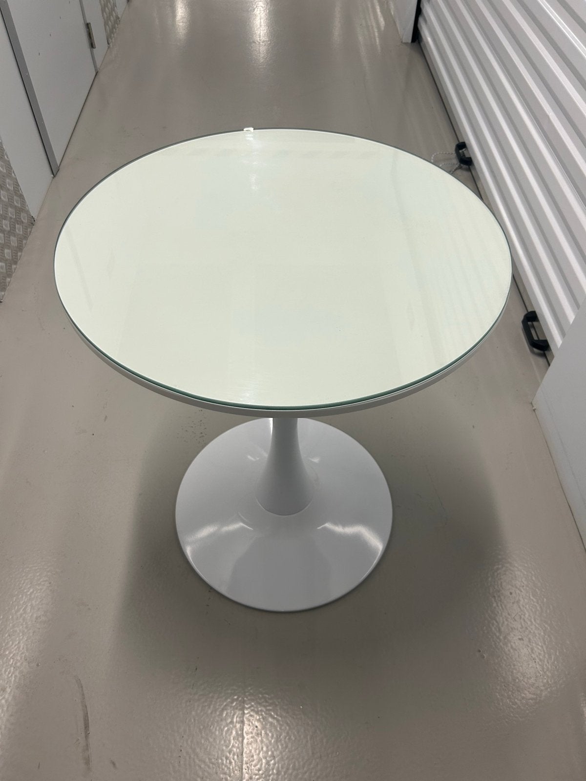 Ronde Tulip design tafel met glazen blad, Ophalen, Rond, 60 cm of meer, Tulip design