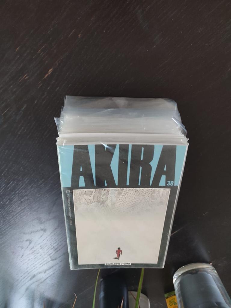 Akira manga/stripbundel in kleur, Meerdere comics, Ophalen of Verzenden, Zo goed als nieuw, Japan (Manga)