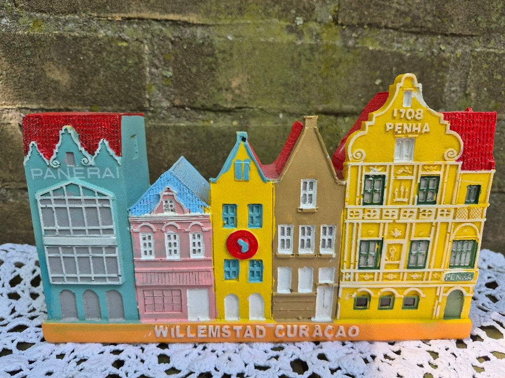 Willemstad Curaçao huisjes decoratie souvenir, Gebruikt, Meerkleurig, Overige materialen, Overige stijlen