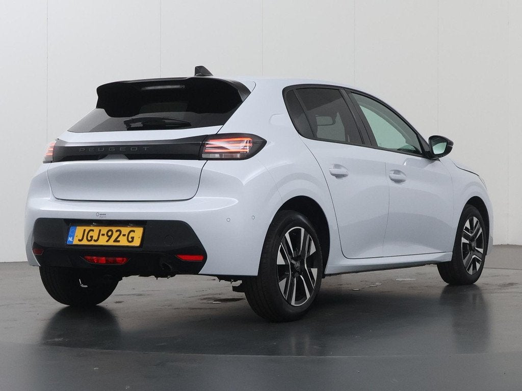 Peugeot 208 1.2 Hybrid 110 e-DCS6 Allure | Navigatie | Camer, Auto's, Peugeot, 1195 kg, Gebruikt, Euro 6, 1199 cc