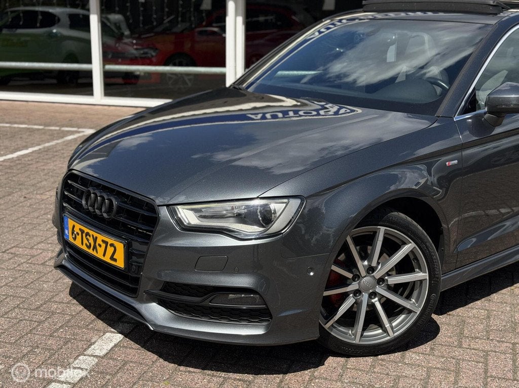 Audi A3 Limousine 1.4 TFSI CoD Ambition Pro Line S, Auto's, Audi, Gebruikt, 4 cilinders, Origineel Nederlands, Sedan