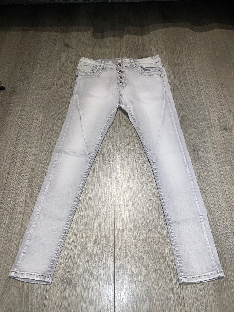 Dames grijze stretch slim fit spijkerbroek jeans mt 36, Made in Italy, Ophalen of Verzenden, Zo goed als nieuw, W28 - W29 (confectie 36)