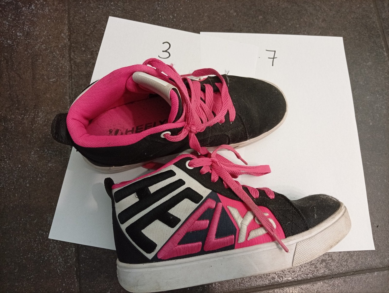 Heelys maat 36,5, Ophalen of Verzenden, Meisje