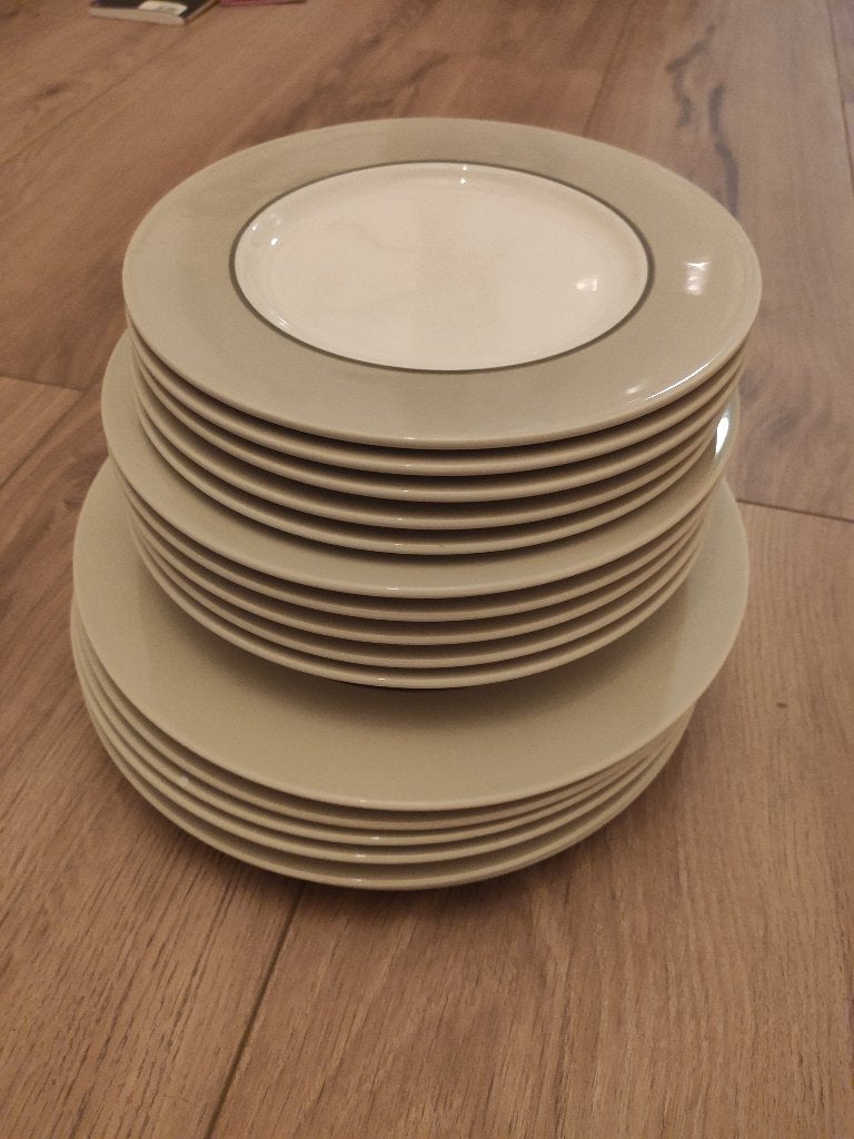 Serviesset Hema grijs, Ophalen, Hema, Gebruikt, Klassiek