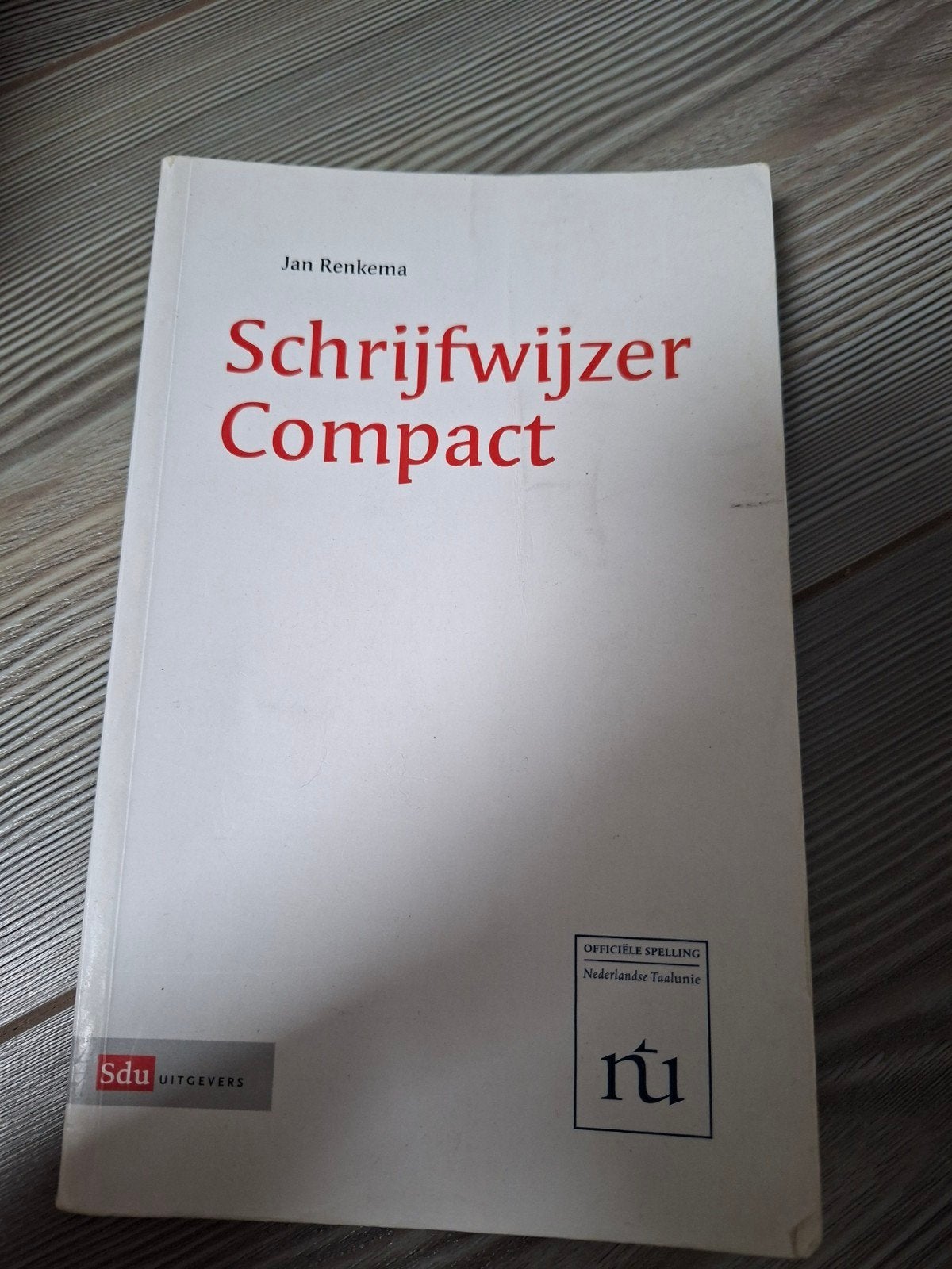Schrijfwijzer Compact - Jan Renkema (Nederlandse Taalunie), Boeken, Non-fictie, Nederlands, Ophalen of Verzenden, Zo goed als nieuw
