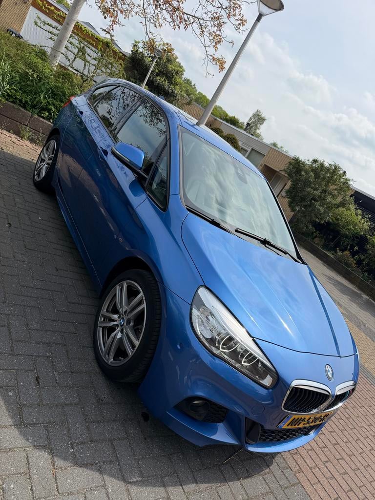 BMW 2-Serie Active Tourer 225xe M Sport package, Auto's, BMW, Automaat, 136 pk, Blauw, Vierwielaandrijving