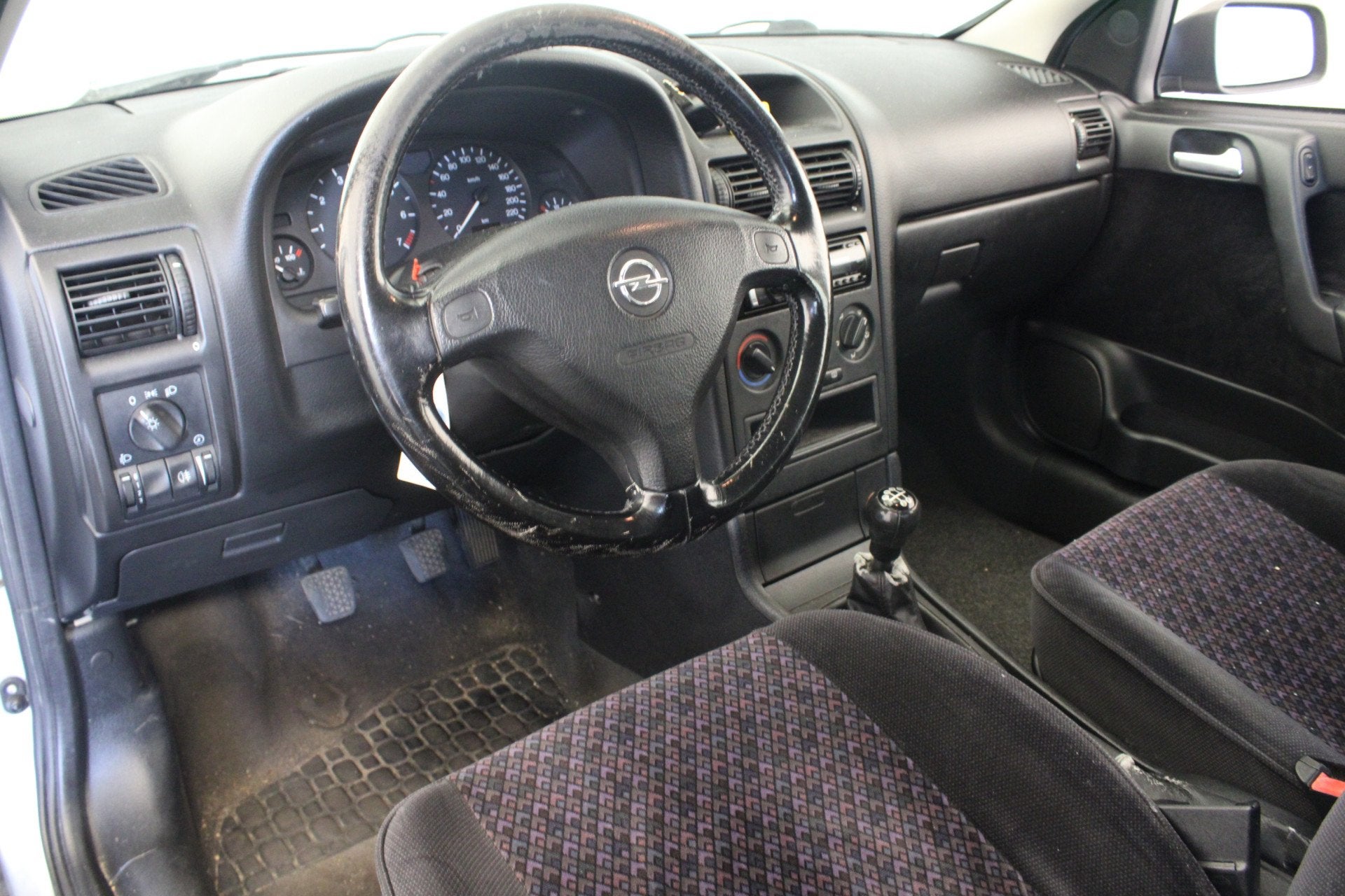 Opel Astra 1.6 Pearl (bj 2000), foto 8
