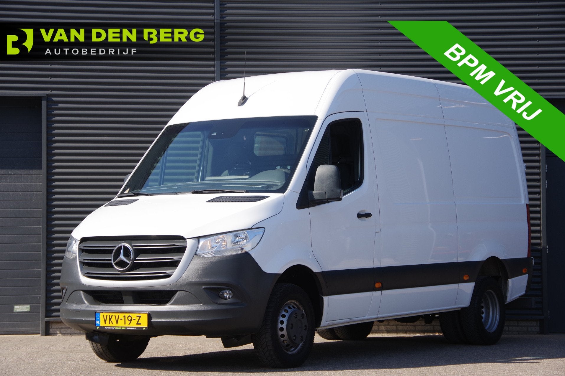 Mercedes-Benz Sprinter 516 2.2 CDI L2H2 MARGE! AUT. DUBBELLU, Auto's, Bestelauto's, Achterwielaandrijving, Gebruikt, Euro 6, 4 cilinders