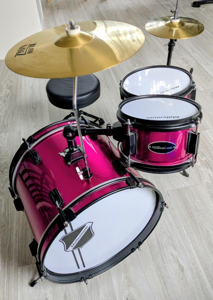 Millennium Youngster Drumstel Roze Sparkle Thomann, Muziek en Instrumenten, Drumstellen en Slagwerk, Ophalen of Verzenden, Zo goed als nieuw