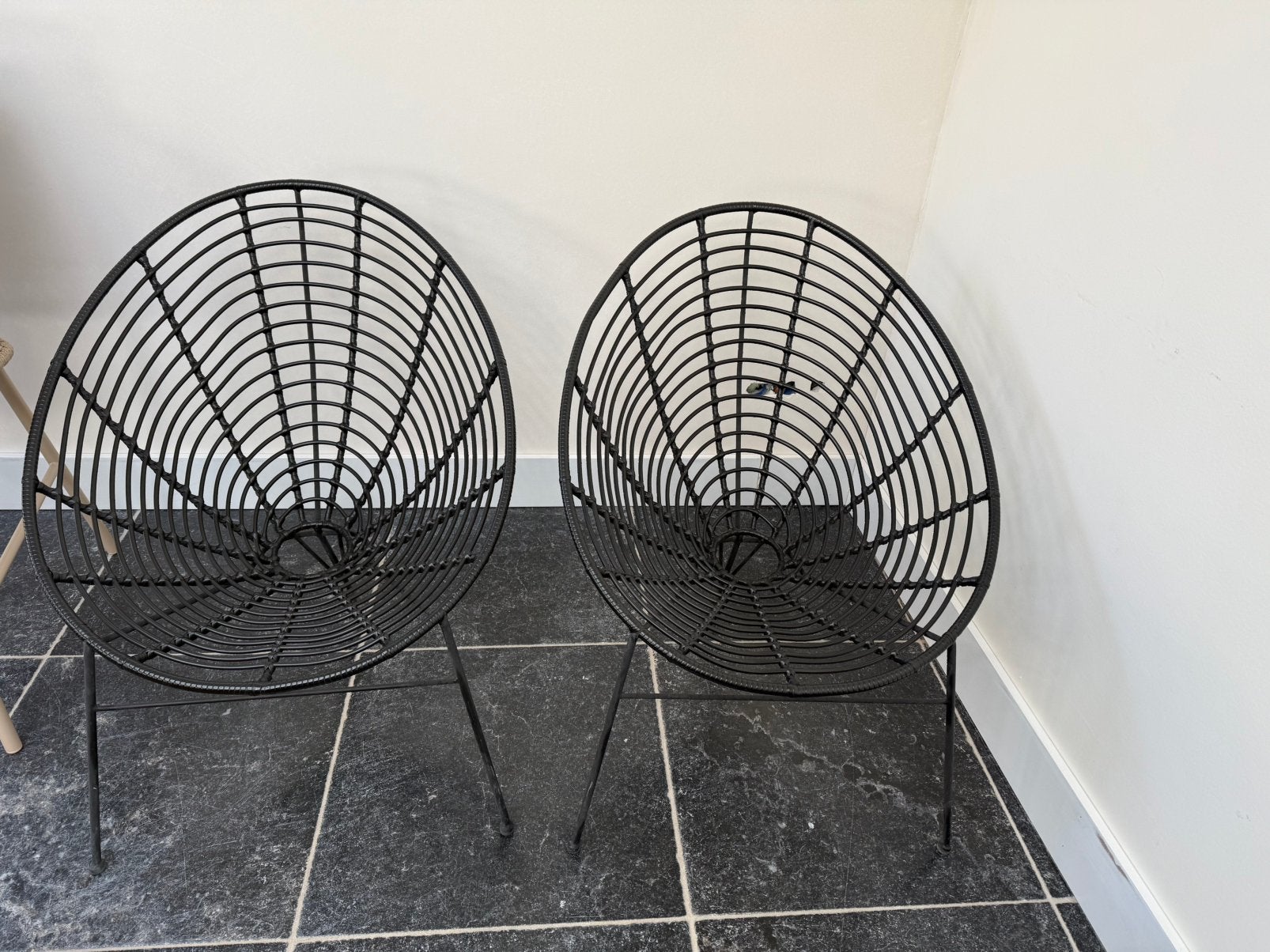 Kuip stoelen voor zowel binnen als buiten., Ophalen, Zo goed als nieuw, Zwart