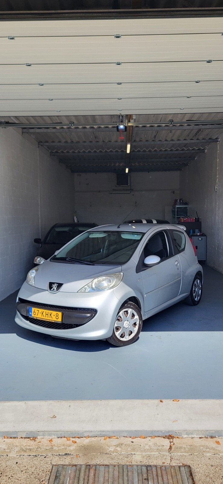 Peugeot 107 1.0 12V 3DR 2007 Grijs, Auto's, Voorwielaandrijving, Stof, 765 kg, 4 stoelen