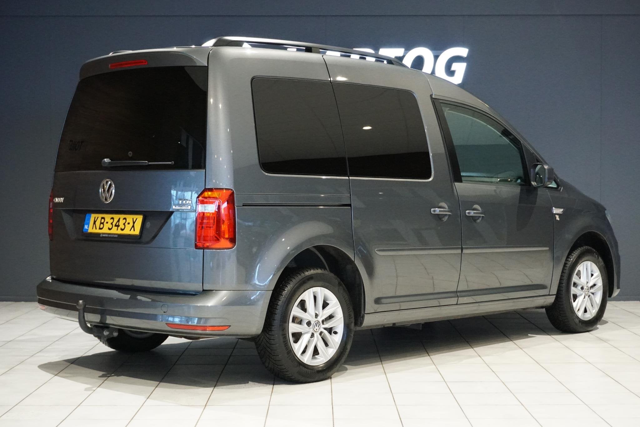 Volkswagen Caddy 2.0 TDI Comfortline + NAVIGATIE / TREKHAAK, Auto's, Voorwielaandrijving, Gebruikt, 4 cilinders, Bedrijf