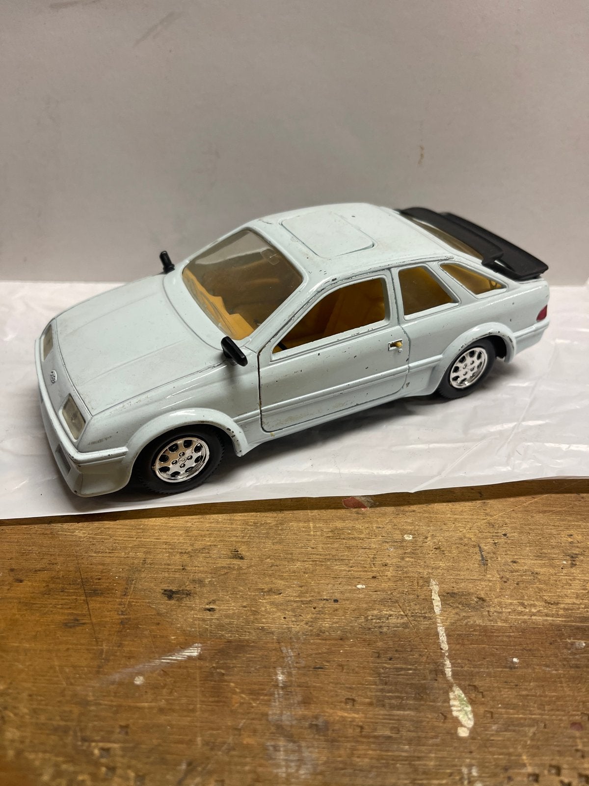 Ford Sierra XR4i schaalmodel 1/25 - mist spiegel, Ophalen of Verzenden, Gebruikt, Auto, Overige merken