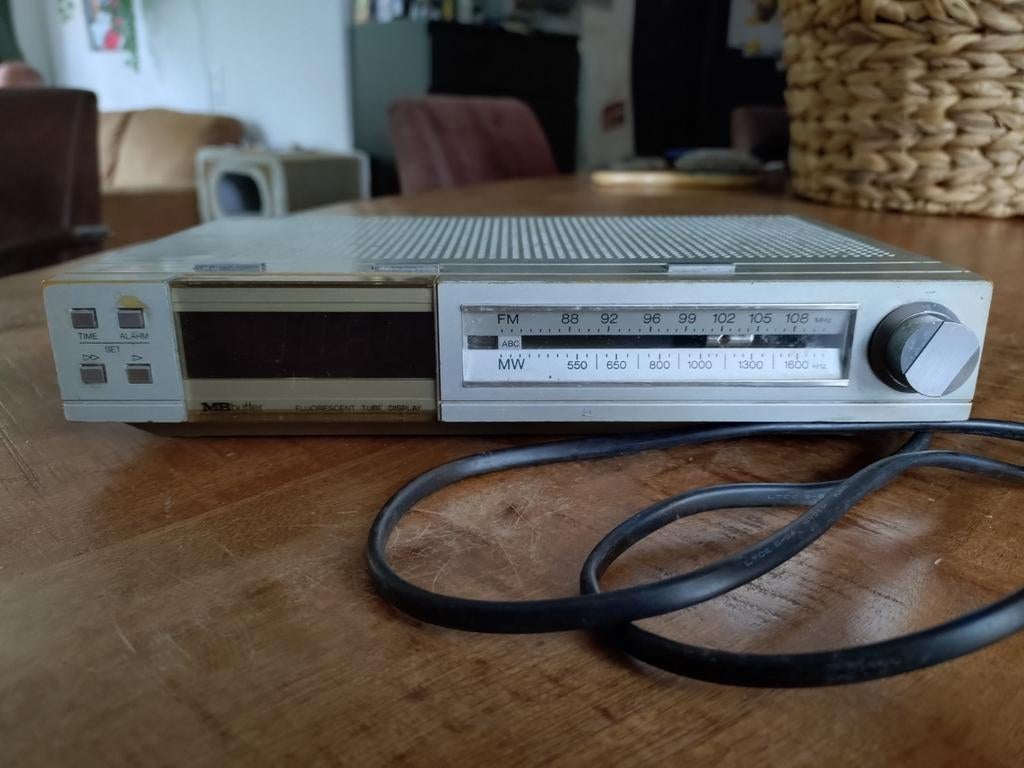 Vintage Philips wekkerradio, Ophalen of Verzenden