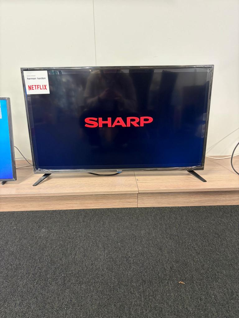 Sharp 40” 4K Ultra HD Smart TV, Ophalen, LED, 50 Hz, Nieuw