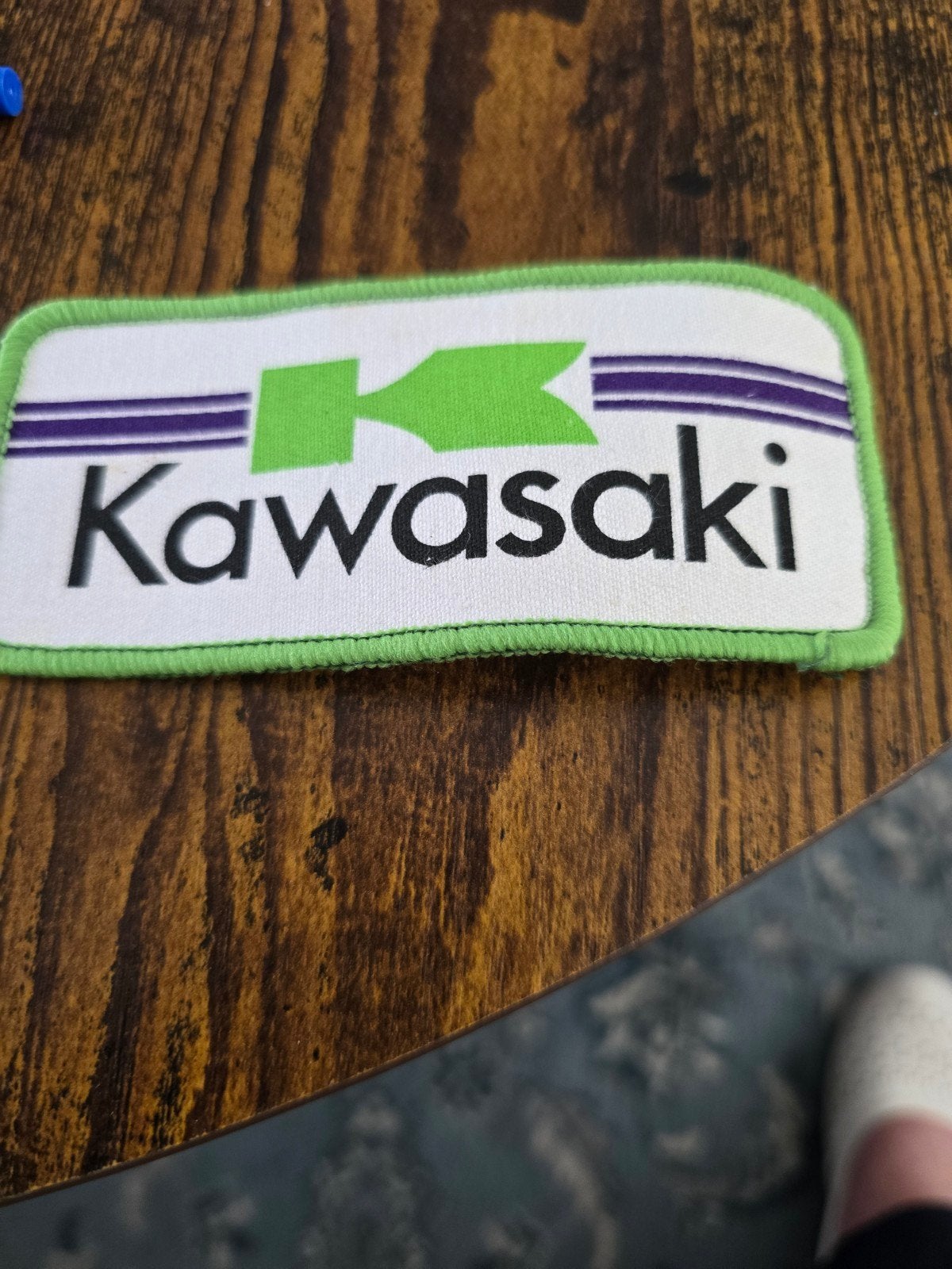 Patch opnaaisticker - Kawasaki Groen en Paars Logo, Motoren, Ophalen of Verzenden