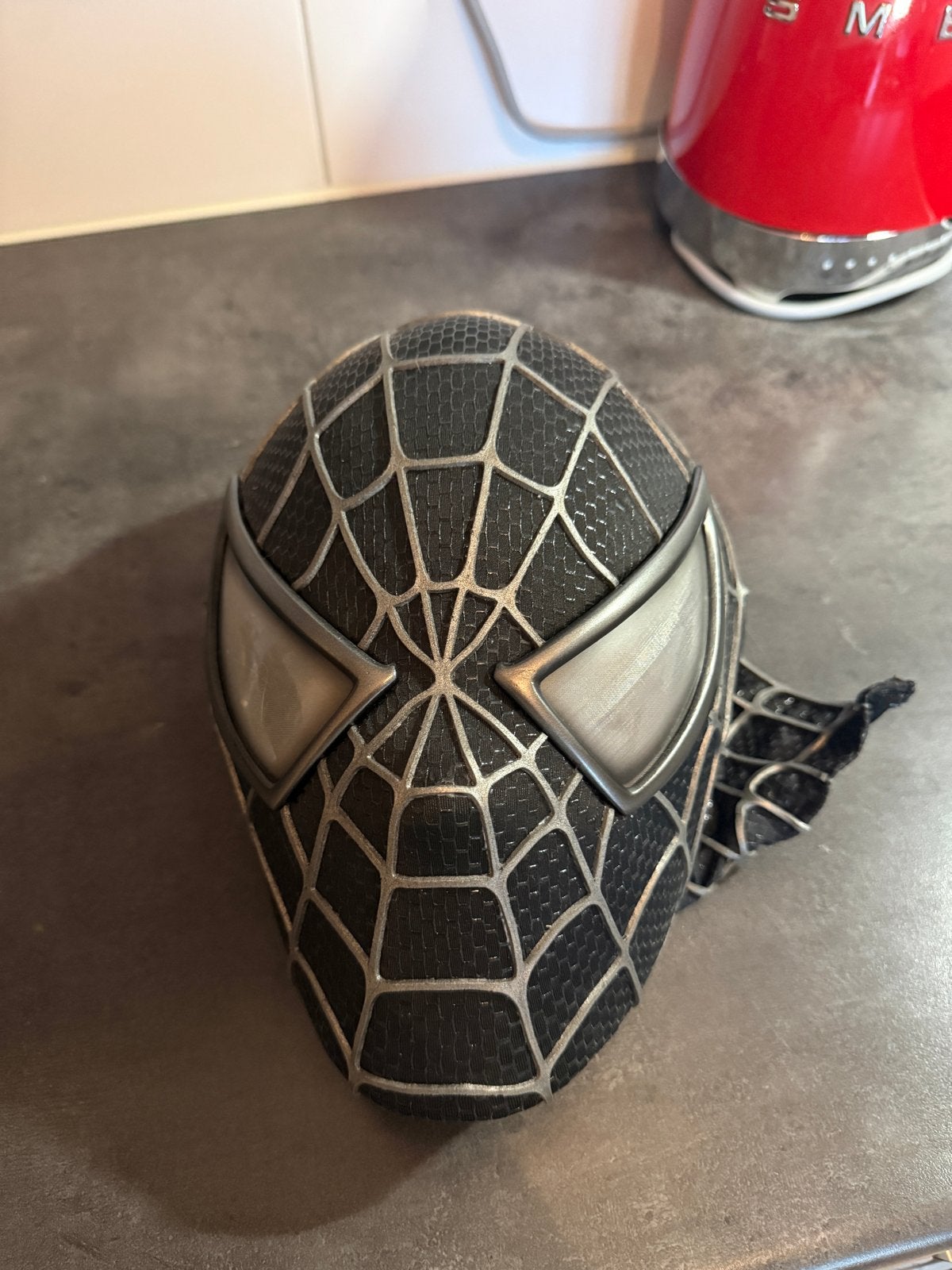 Spiderman 3 Venom Mask, Ophalen of Verzenden, Gebruikt, Toneelattributen of Onderdelen
