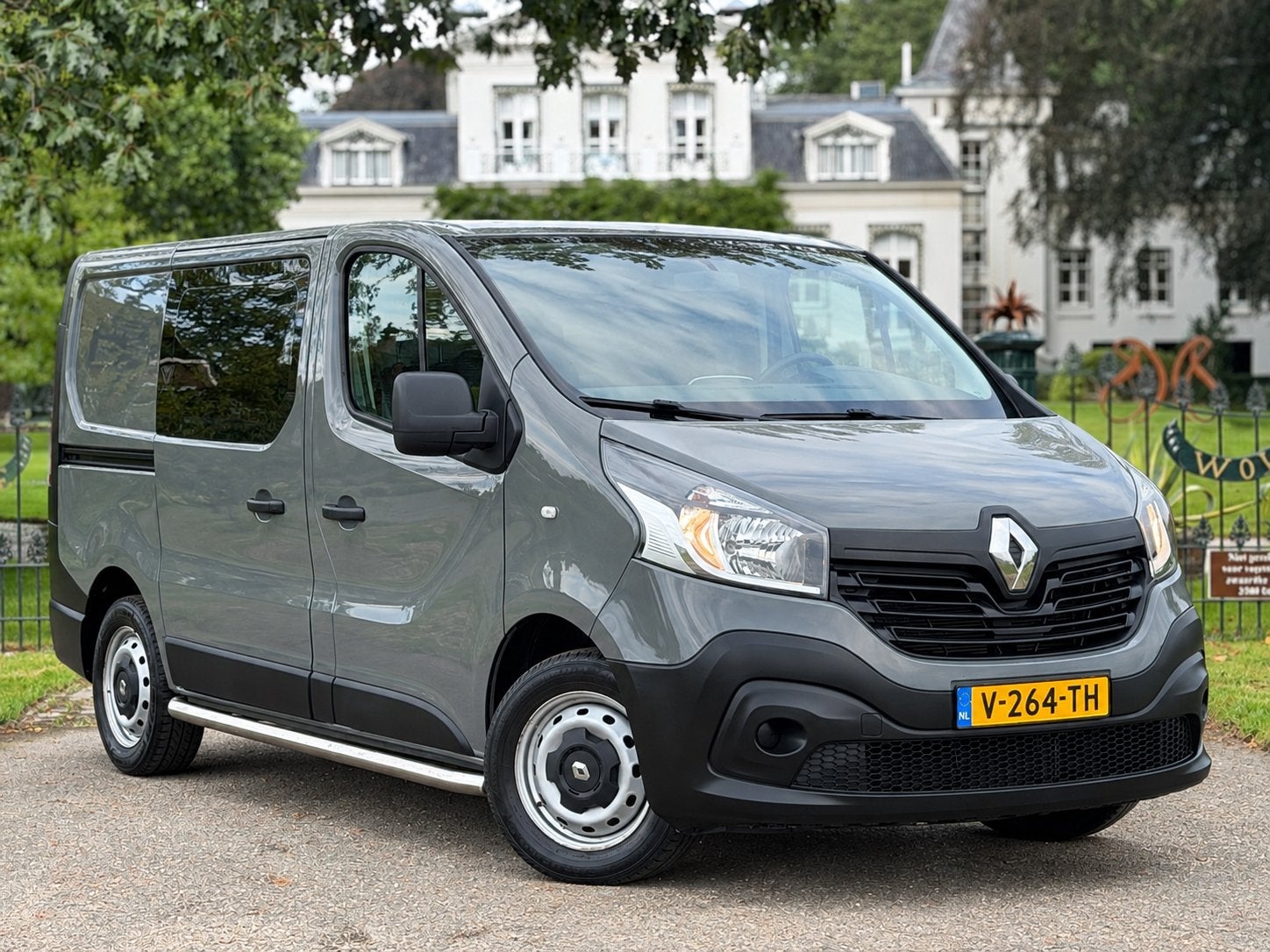 Renault Trafic GB 1.6 dCi 120pk L1h1 T27 2018 Comfort NIEUW, Auto's, Dealer onderhouden, 2000 kg, Renault, Origineel Nederlands