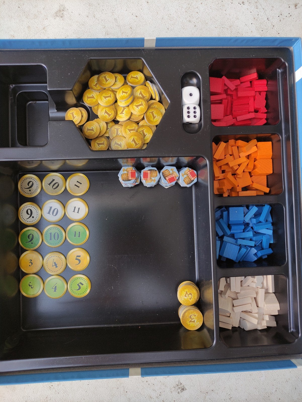 Colonisten van Catan Europa ontwaakt, Drie of vier spelers, Ophalen of Verzenden, Zo goed als nieuw, 999 Games