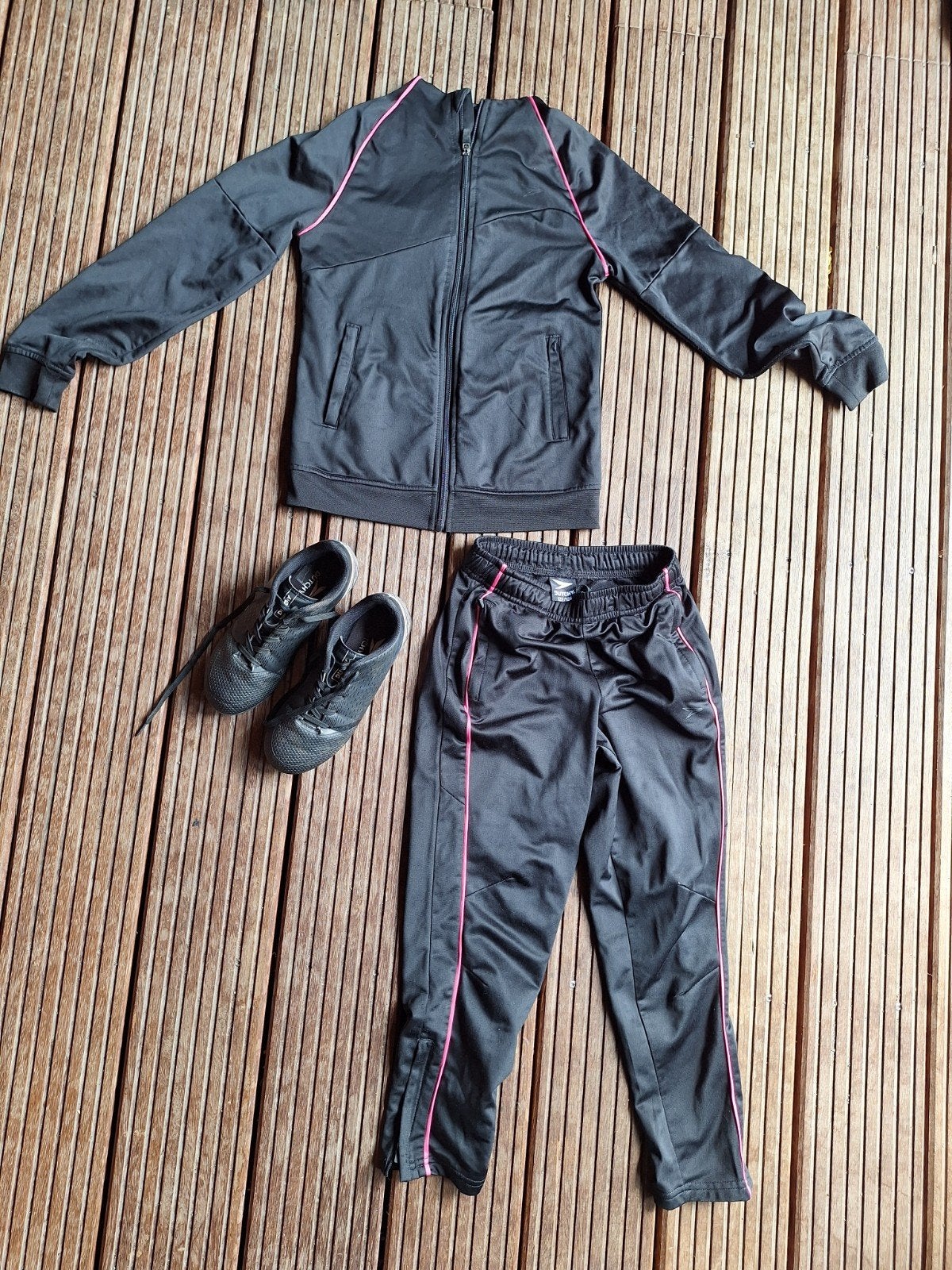 DUTCHY trainingspak & voetbalschoenen (maat 122/128 & 34), Maat XS of kleiner, Ophalen of Verzenden, Gebruikt, Trainingspak