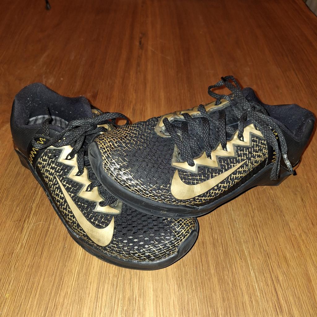 Nike metcon 6 custom design met hyperlift 38EU, Ophalen of Verzenden, Zo goed als nieuw, Hardloopschoenen, Asics