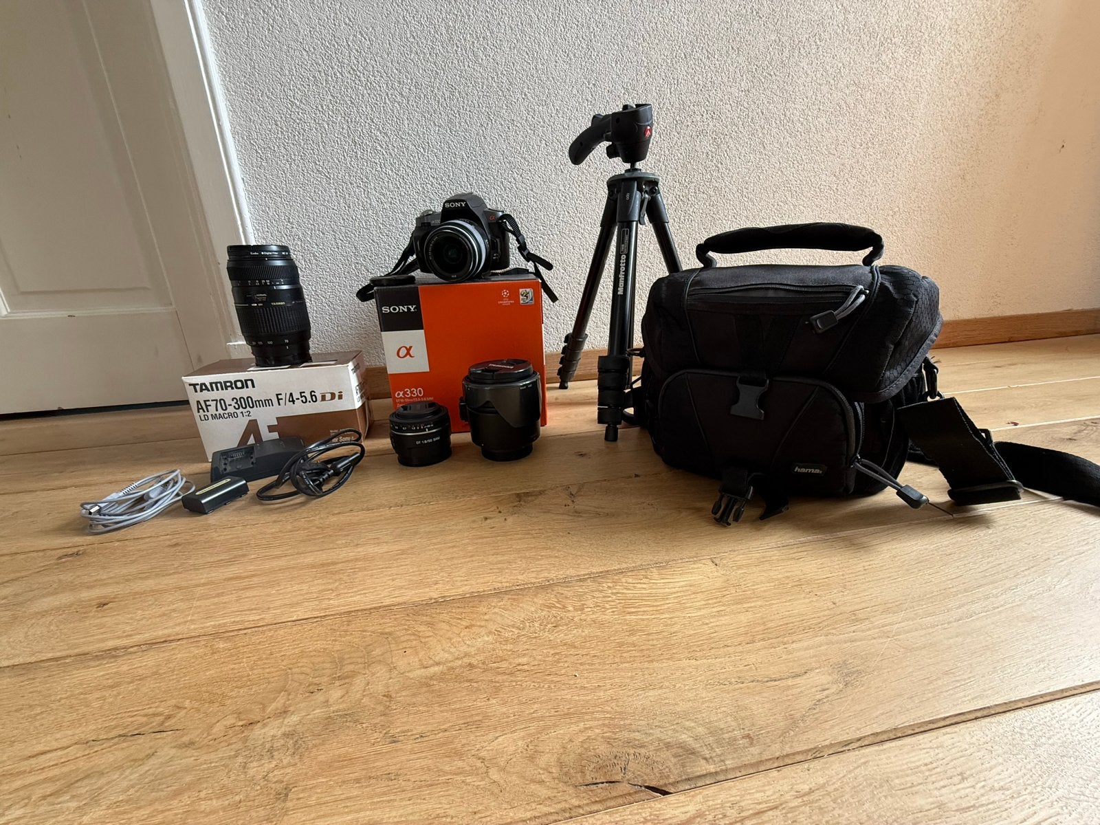 Sony Alpha a330 Spiegelreflexcamera met 3 lenzen en statief, Gebruikt, Spiegelreflex, Accu, Sony