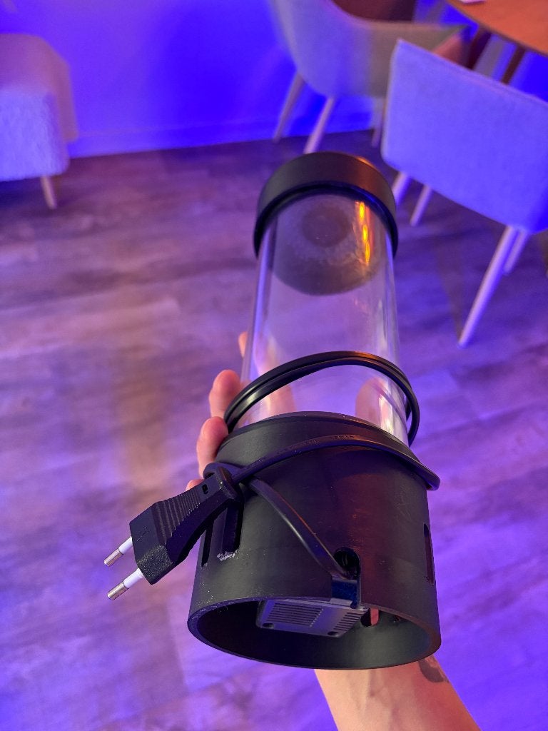 Media Reactor with pump Reef Aquarium, Ophalen, Inclusief slangen, Zo goed als nieuw, Overige typen