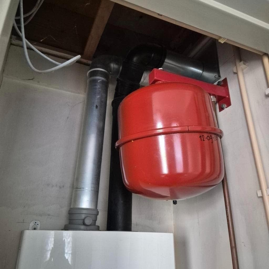 DIVERS  AANSLUITMATERIAAL VOOR REMEHA  VERWARMINGSKETEL, Ophalen, Gebruikt, Overige typen, Minder dan 60 cm