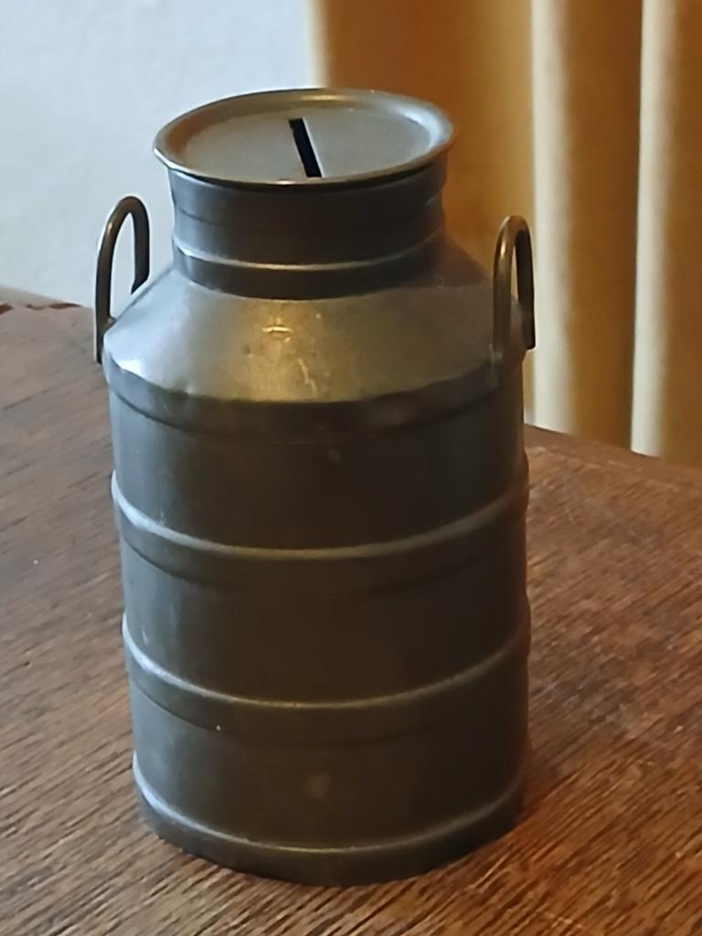 LEUKE SPAARPOT, NEMI DEKSEL KAN ER AF.., Ophalen of Verzenden, Gebruikt, Overige thema's