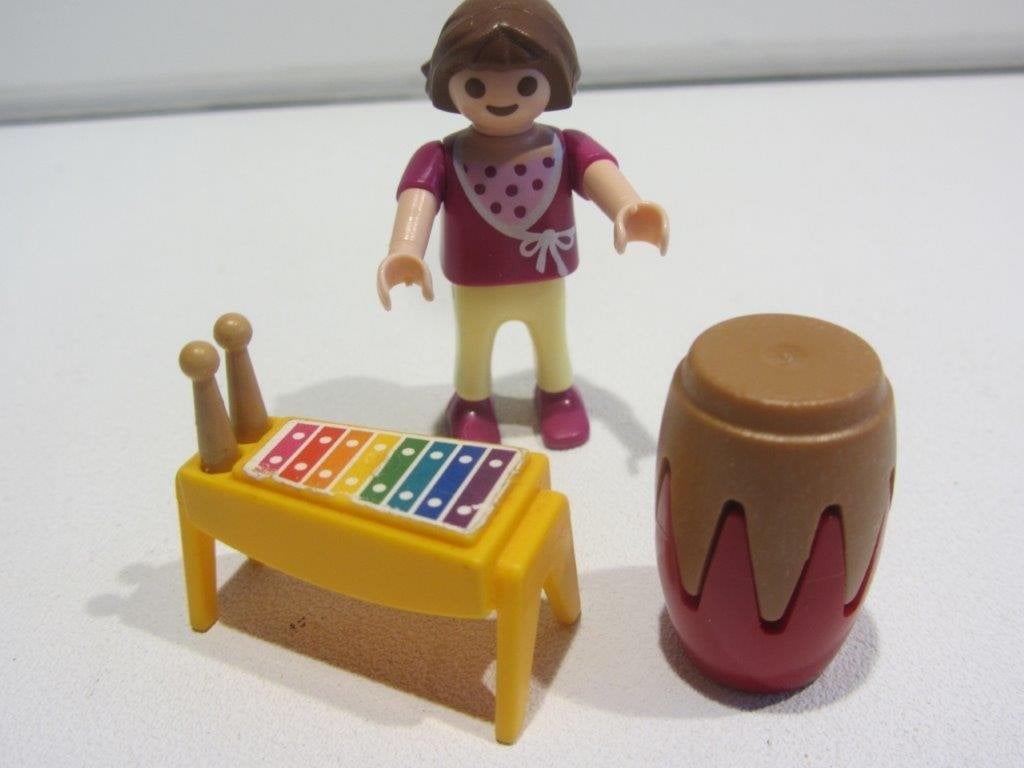 Playmobil 6808 Meisje Met Xylofoon En Drum muziekles, Ophalen of Verzenden, Gebruikt, Complete set