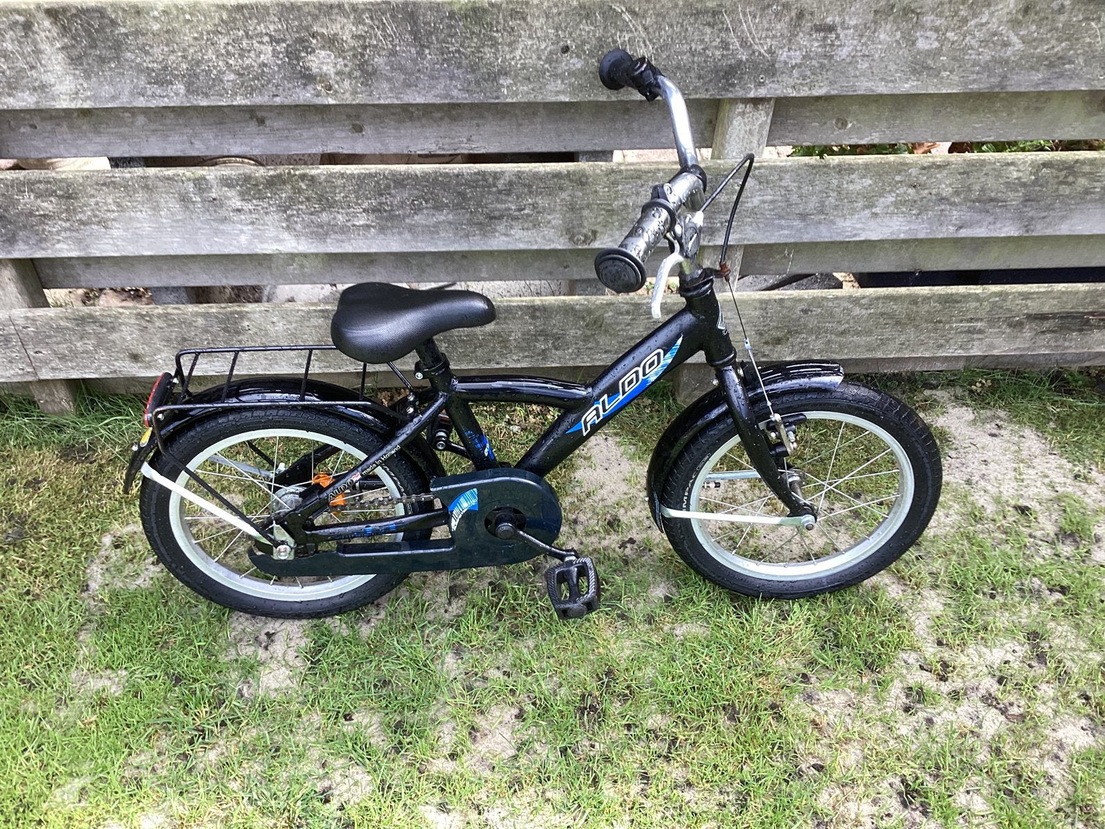 Aldo kinderfiets zwart blauw, Ophalen, Terugtraprem, Zijwieltjes, 16 tot 20 inch