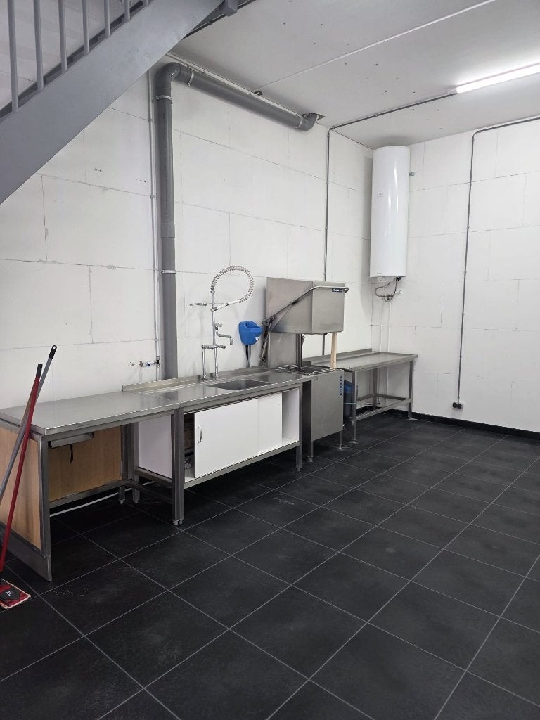 Foto 5 van Instapklare productiekeuken GRATIS over te nemen +Inventaris