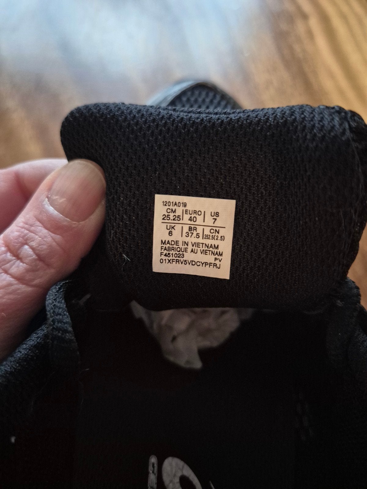 Nieuwe Asics sneakers - Maat 40, Zwart, Nieuw, Ophalen of Verzenden, Sneakers of Gympen