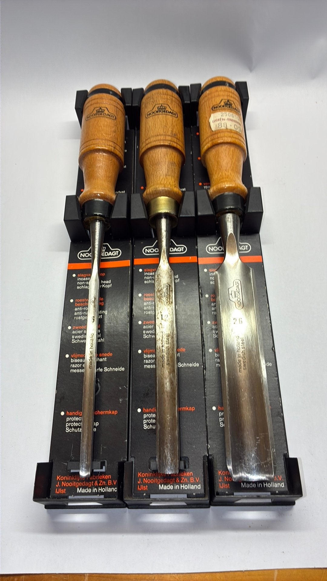 3 nieuwe nooitgedagt gutsen 6 12 26 mm ( guts beitels ), Antiek en Kunst, Ophalen of Verzenden