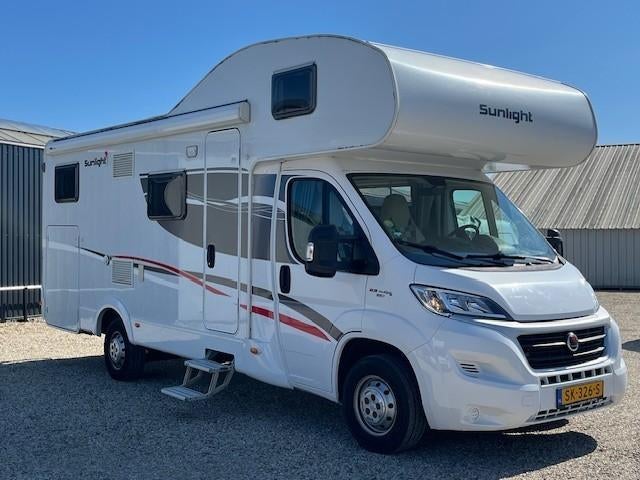 Alkoof camper, Capron Sunlight A70 bj 2017, Caravans en Kamperen, Campers, Bedrijf, tot en met 6, Alkoof, Sunlight, Fiat, 7 tot 8 meter