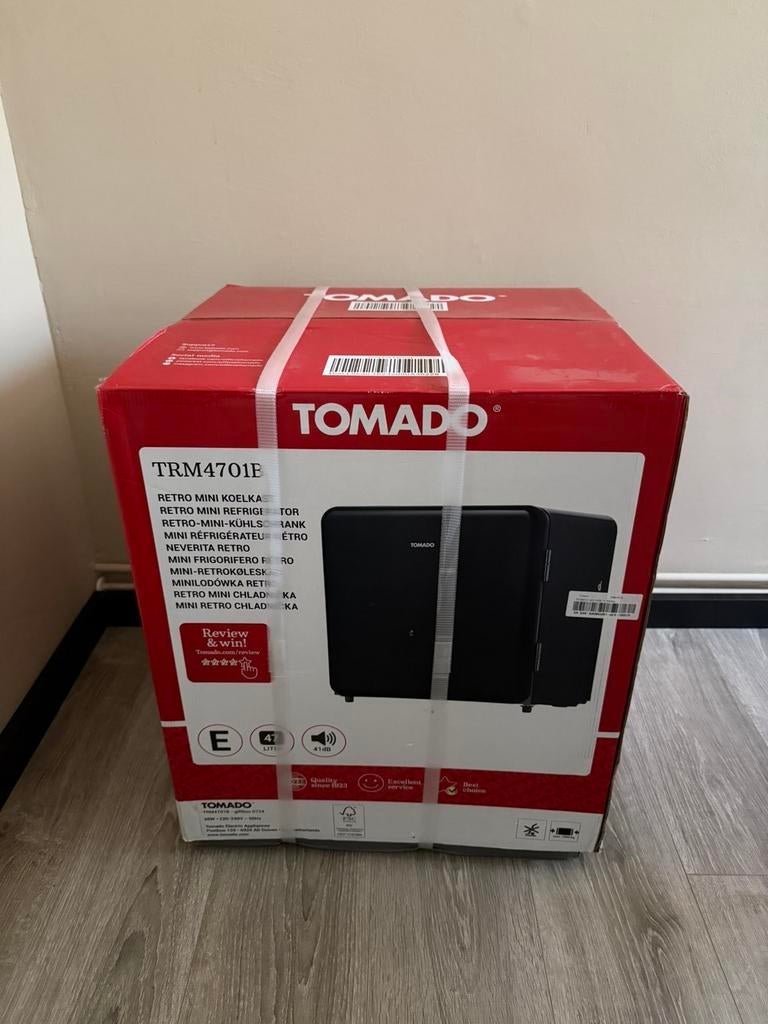 Nieuwe Tomado retro mini koelkast 47L – zwart – in doos, Minder dan 85 cm, Nieuw, Ophalen of Verzenden, Minder dan 75 liter