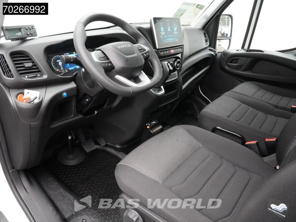 Iveco Daily 35S18 BPM VRIJ! 3.0L Laadklep Koelwagen Vriezer, Automaat, Stof, Euro 6, 4 cilinders