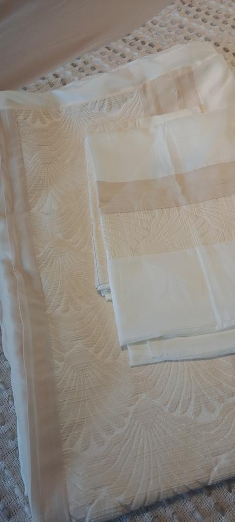 Dekbed overtrekken, Huis en Inrichting, Slaapkamer | Beddengoed, Wit, Tweepersoons, Ophalen of Verzenden, Deken of Dekbed
