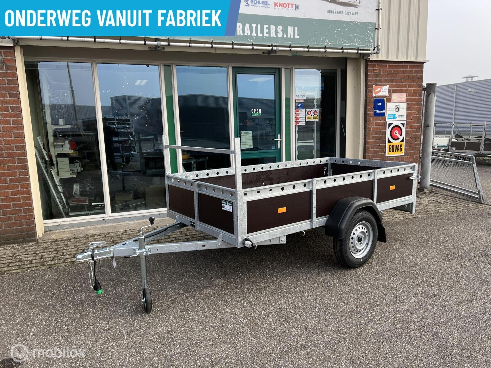 NIEUW BAKWAGEN 250X130 750KG RIJKLAAR, Auto diversen, Aanhangers en Bagagewagens, Nieuw