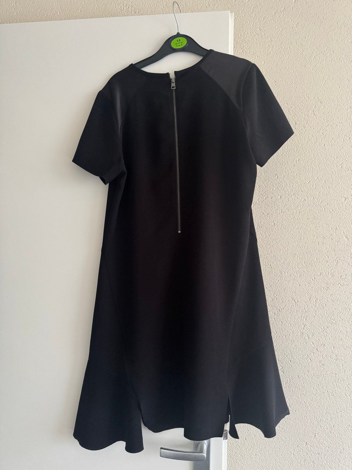 Calvin Klein Jeans Zwarte Jurk Maat S, Zwart, Ophalen of Verzenden, Zo goed als nieuw, Knielengte