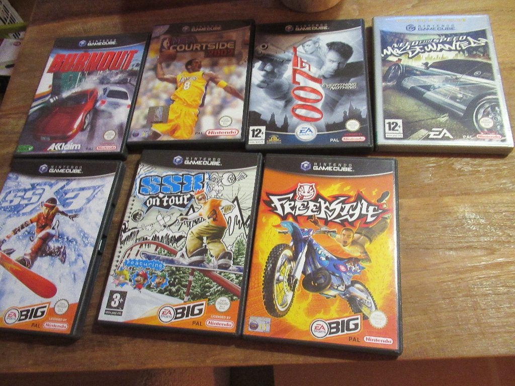4 Nintendo GAMECUBE SPELLEN incl. instructieboekjes, Avontuur en Actie, 1 speler, Ophalen of Verzenden, Zo goed als nieuw