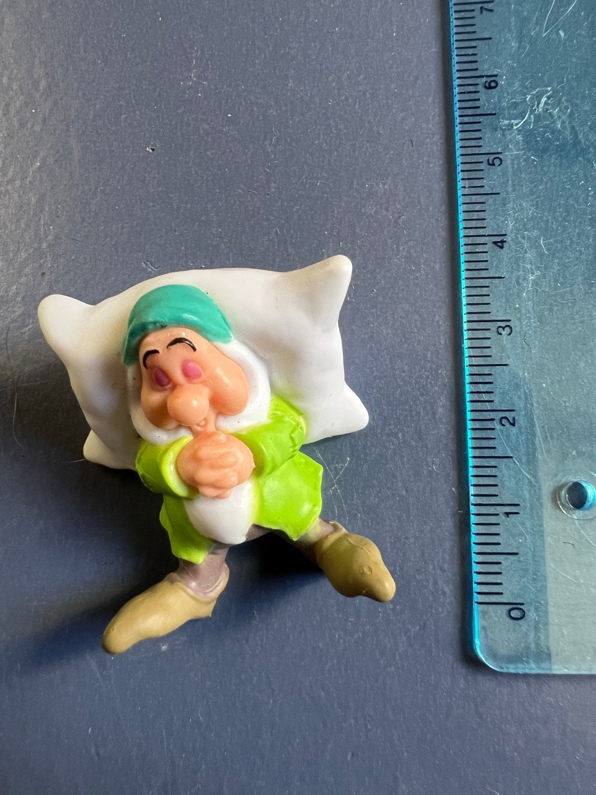 Sneeuwwitje Dommel Dwerg Beeldje Disney, Verzamelen, Ophalen of Verzenden, Gebruikt
