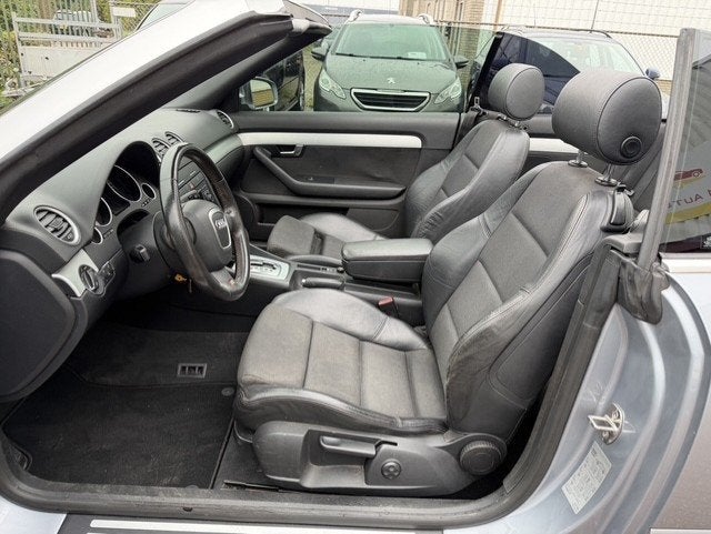 Audi A4 Cabriolet 2.0 TFSI AUTOMAAT NAVI CABRIO, Auto's, Dealer onderhouden, Gebruikt, Zwart, 4 cilinders