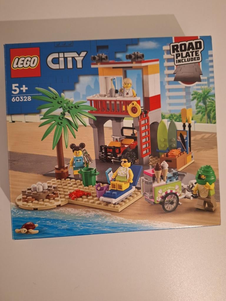 Lego city strandwachtpost met boekjes en doos (60328), City, Lego, Ophalen of Verzenden, Zo goed als nieuw