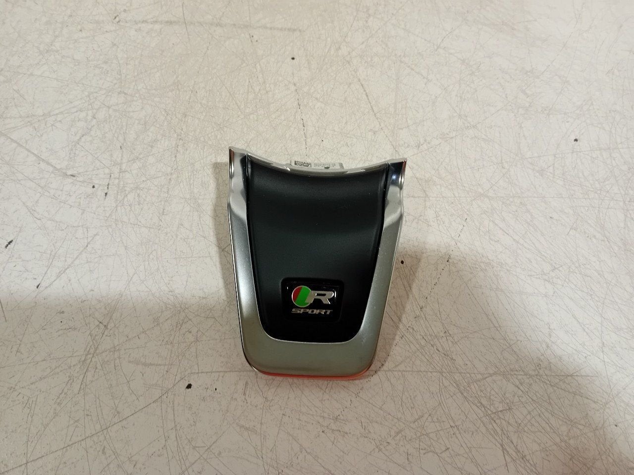 Sierlijst Jaguar XE, Onderdelen@venauto.nl, Van der Ven Autorecycling B.V., Gebruikt, Ettenseweg 76, 4706 PB Roosendaal, The Netherlands