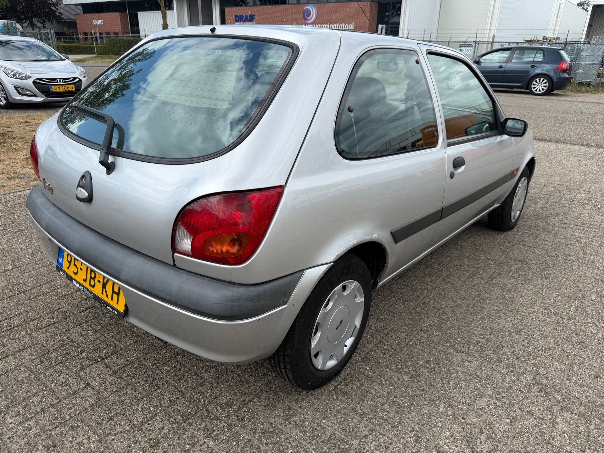 Ford Fiesta 1.3-8V Classic, Voorwielaandrijving, 1299 cc, 4 cilinders, 60 pk