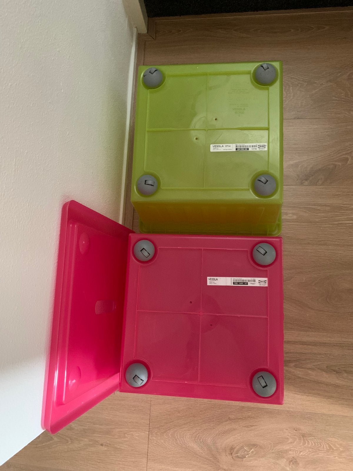 Twee IKEA Vessla opbergbakken., Huis en Inrichting, Ophalen, Gebruikt, Meerkleurig, Kunststof