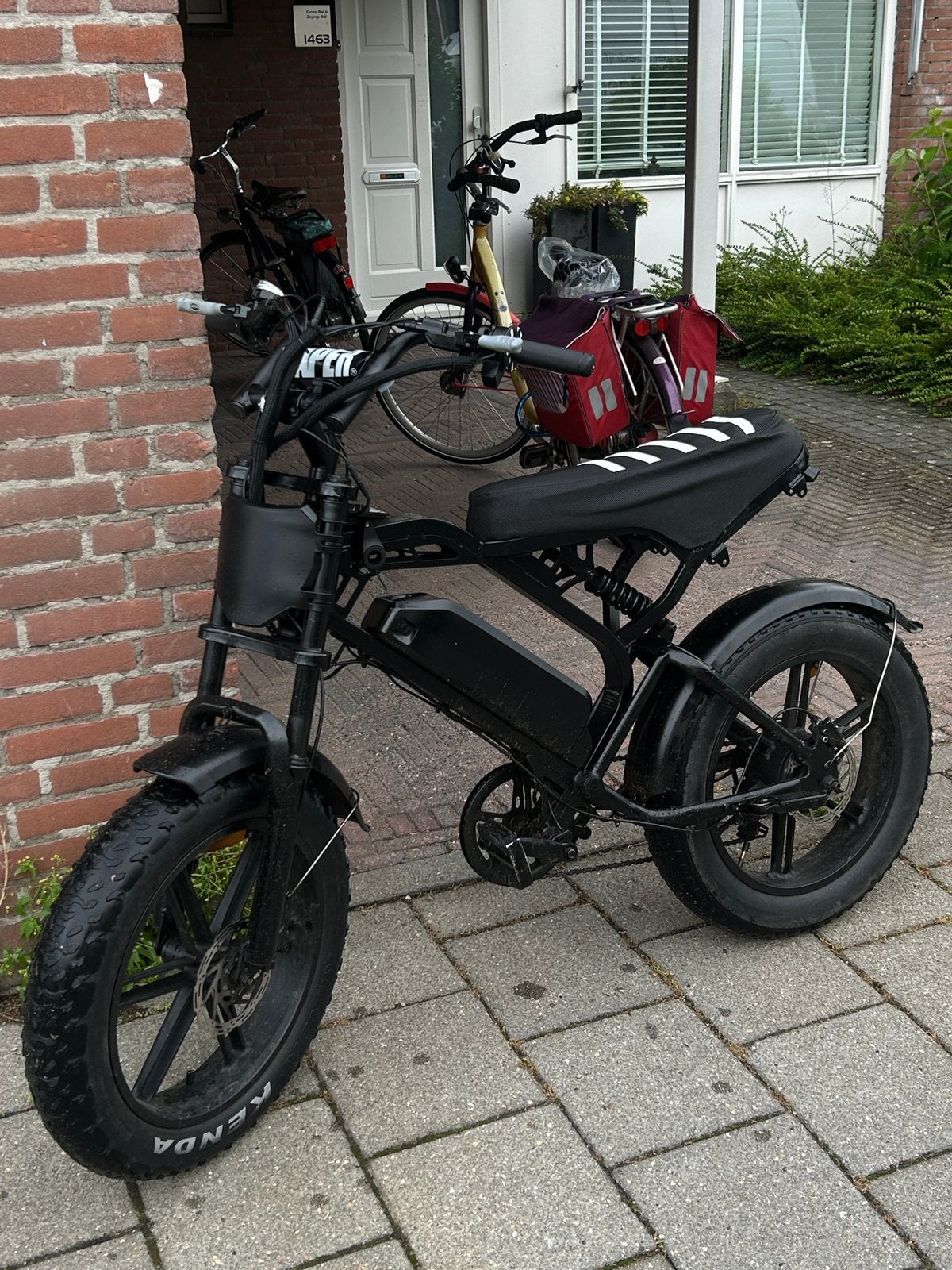 V20 Met oplader, Ophalen of Verzenden, Zo goed als nieuw, Overige typen