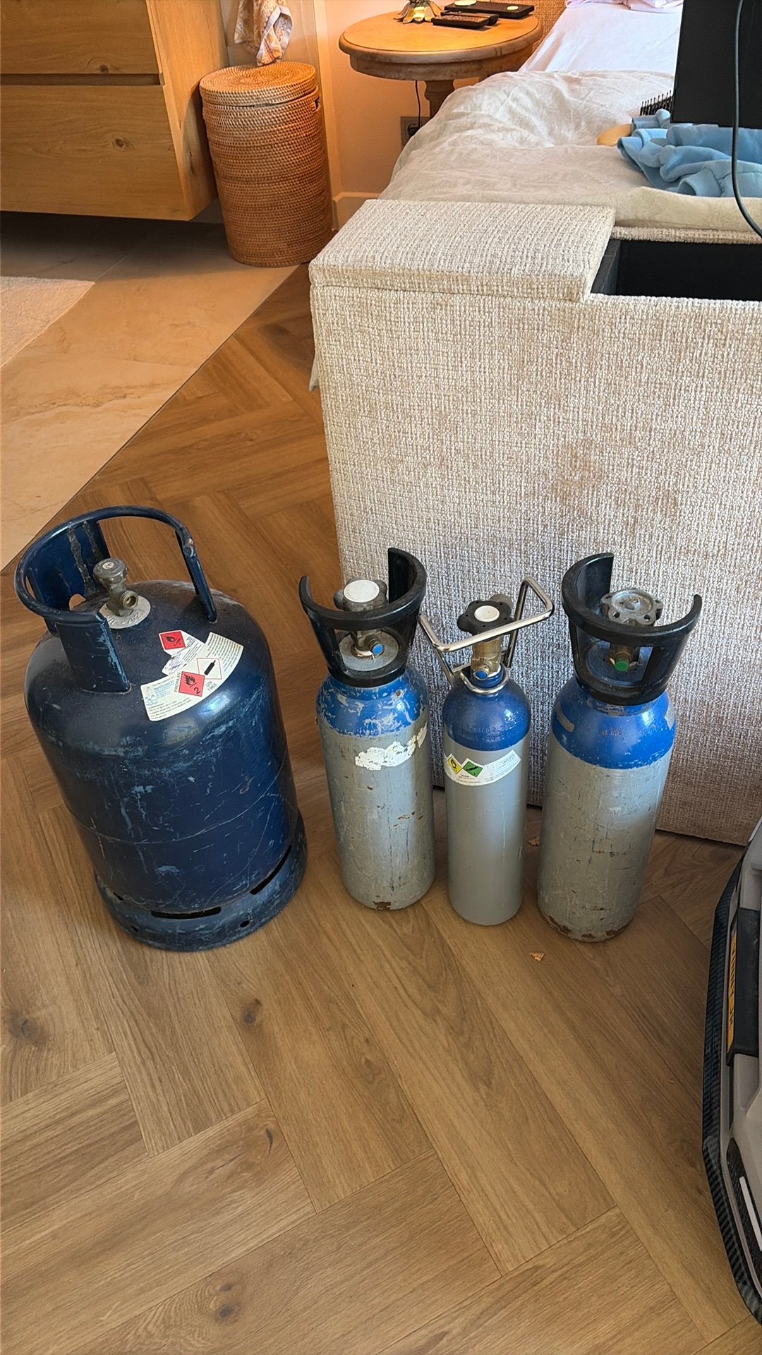 Gasflessen, Ophalen, Gebruikt